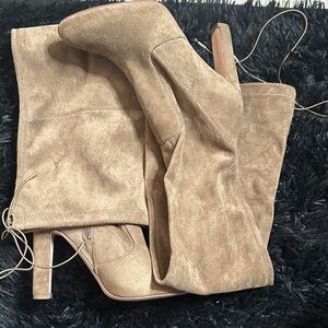 Elegant Tan Suede Women's Boots